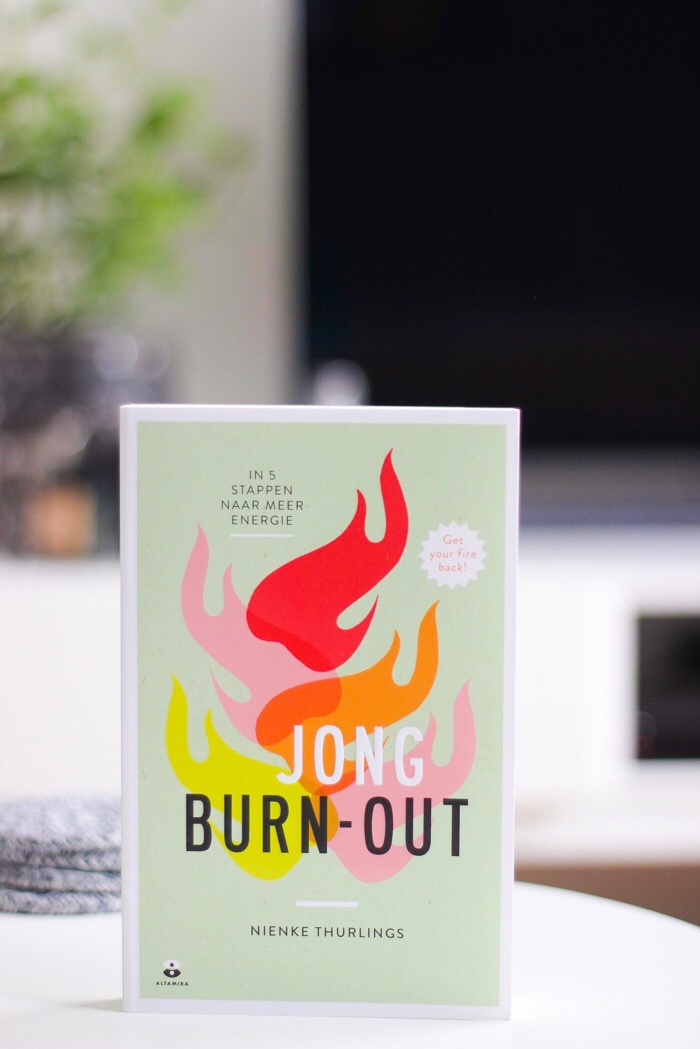 nienke thurlings jong burn-out jong burnout boek recensie